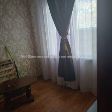 Продам квартиру, Архитекторов ул. , 4 кім., 71 м², косметический ремонт 