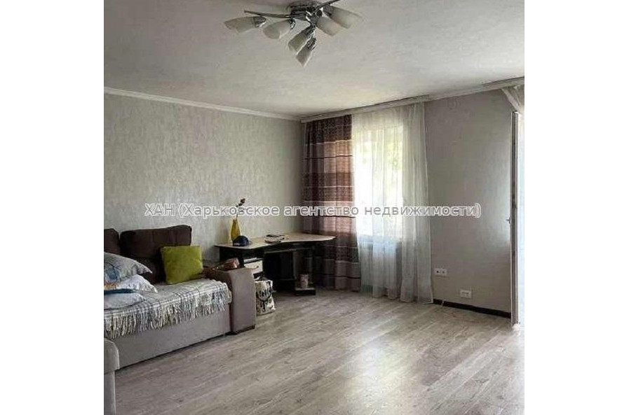 Продам квартиру, Шекспира ул. , 2 кім., 57 м², капитальный ремонт 