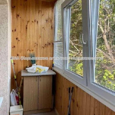 Продам квартиру, Шекспира ул. , 2 кім., 57 м², капитальный ремонт 