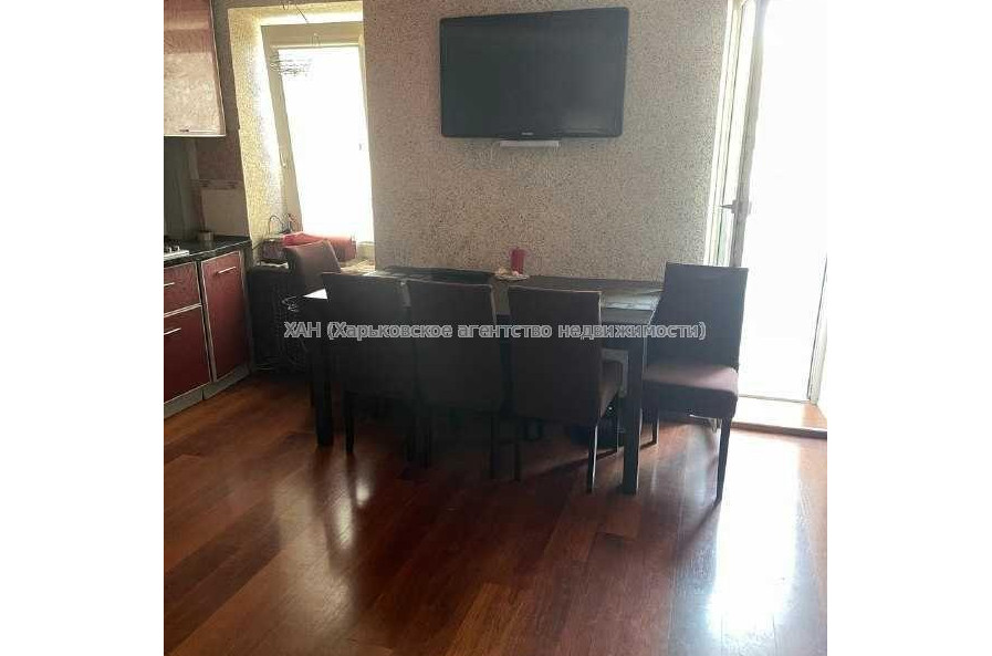 Продам квартиру, Героев Харькова просп. , 3 кім., 80 м², капитальный ремонт 