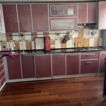 Продам квартиру, Героев Харькова просп. , 3 кім., 80 м², капитальный ремонт 