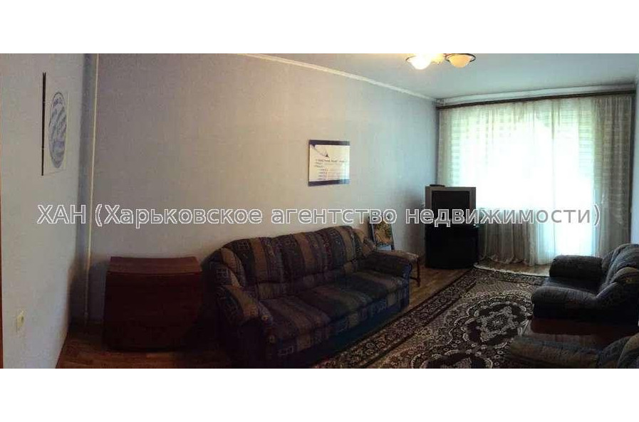 Продам квартиру, Волонтерская ул. , 4  ком., 83 м², капитальный ремонт 