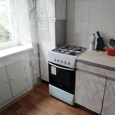 Продам квартиру, 23 Августа ул. , 1 кім., 33 м², косметический ремонт 