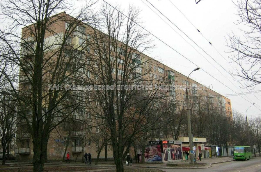 Продам квартиру, 23 Августа ул. , 1 кім., 33 м², косметический ремонт 