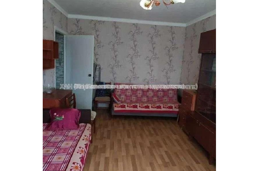 Продам квартиру, 23 Августа ул. , 1 кім., 33 м², косметический ремонт 