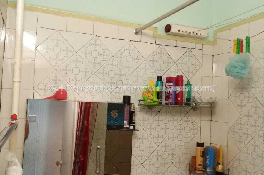 Продам квартиру, Зерновая ул. , 2 кім., 46 м², частичный ремонт 