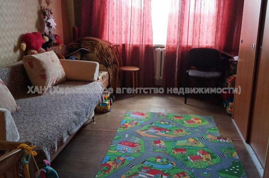 Продам квартиру, Зерновая ул. , 2  ком., 46 м², частичный ремонт 