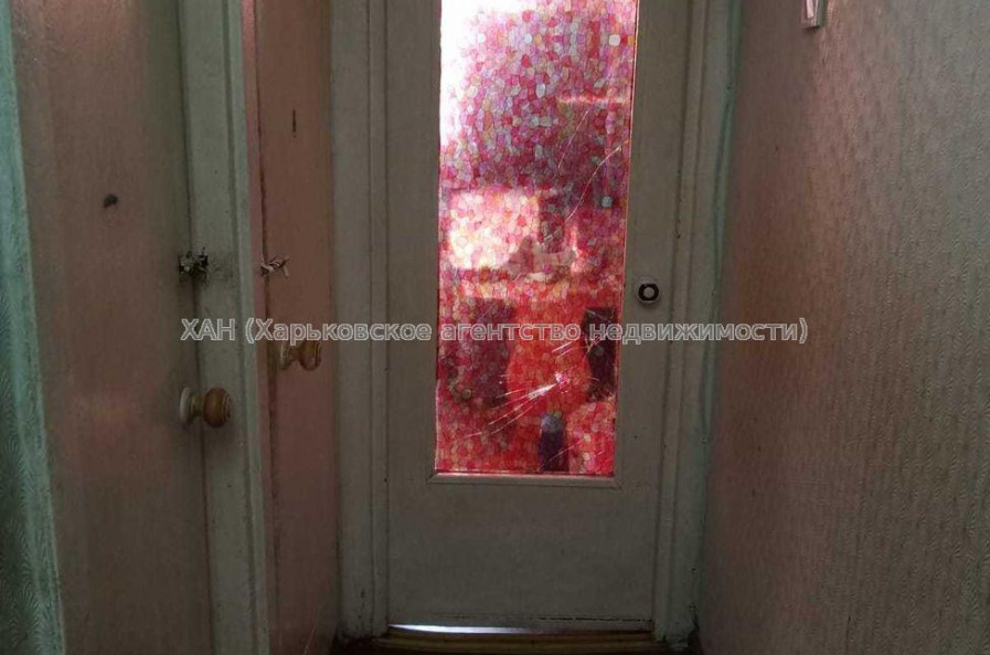 Продам квартиру, Зерновая ул. , 2 кім., 46 м², частичный ремонт 
