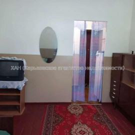 Продам квартиру, Коммунальщиков ул. , 1 кім., 35 м², косметический ремонт