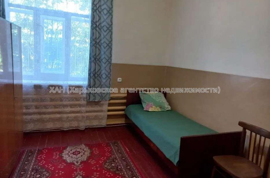 Продам квартиру, Коммунальщиков ул. , 1 кім., 35 м², косметический ремонт 