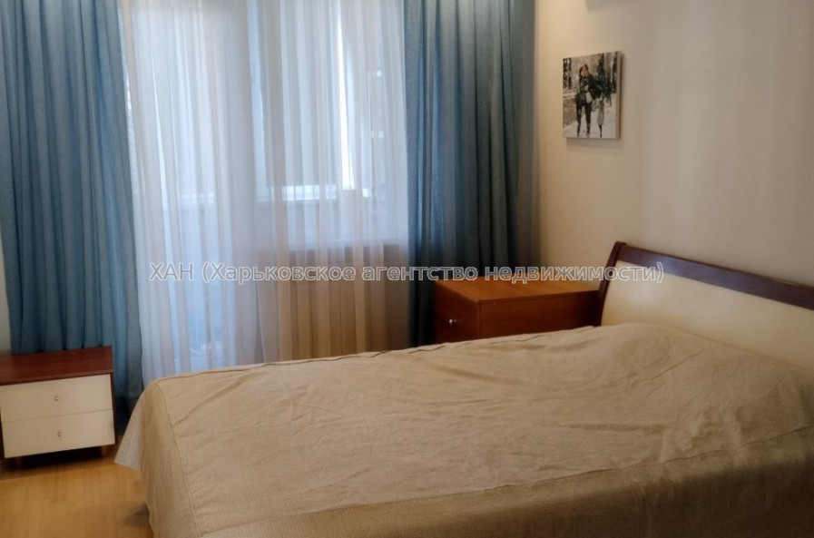 Сдам квартиру, Аэрокосмический пр. , 80 , 3  ком., 64 м², капитальный ремонт 