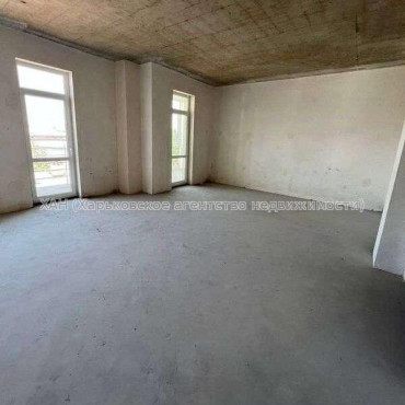 Продам квартиру, Кузнечная ул. , 4 кім., 167 м², без отделочных работ 