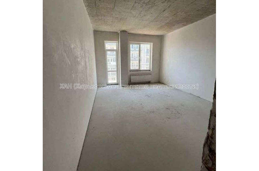 Продам квартиру, Кузнечная ул. , 4  ком., 167 м², без отделочных работ 