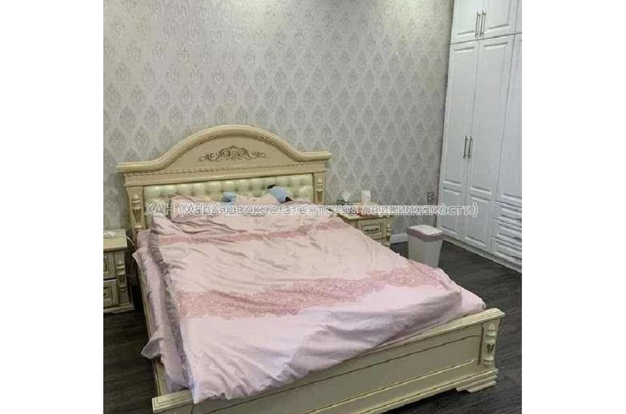 Продам квартиру, Гвардейцев Широнинцев ул. , 3  ком., 104 м², евроремонт 