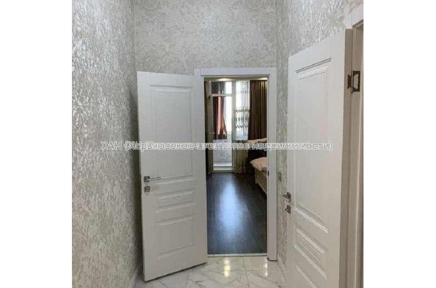 Продам квартиру, Гвардейцев Широнинцев ул. , 3  ком., 104 м², евроремонт 