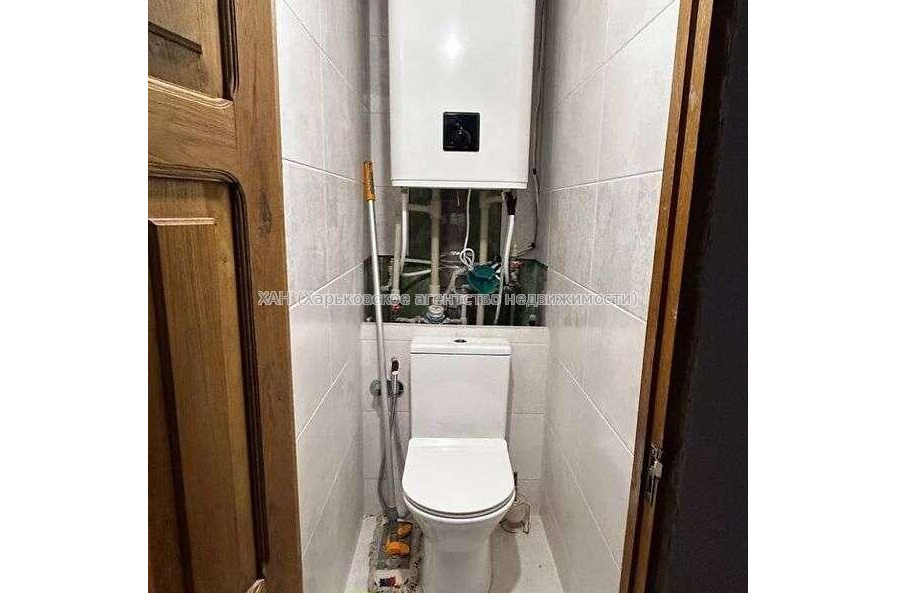 Продам квартиру, Яны Червоной ул. , 3  ком., 75 м², капитальный ремонт 