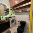 Продам квартиру, Михаила Комарова ул. , 3  ком., 85 м², капитальный ремонт 