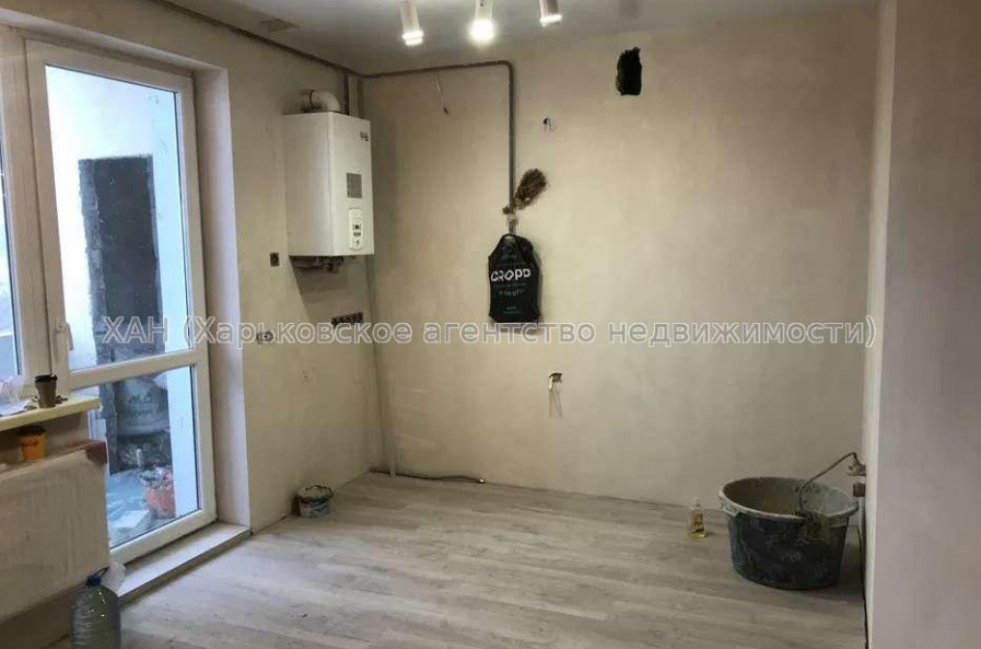 Продам квартиру, Любови Малой  просп. , 2  ком., 60 м², без отделочных работ 