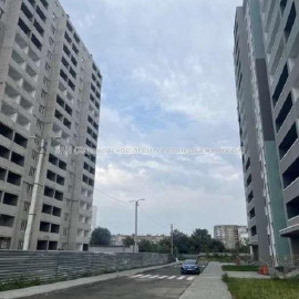 Продам квартиру, Лисаветинская ул. , 4 кім., 145 м², без внутренних работ
