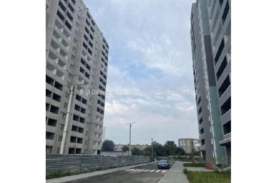 Продам квартиру, Лисаветинская ул. , 4 кім., 145 м², без внутренних работ 