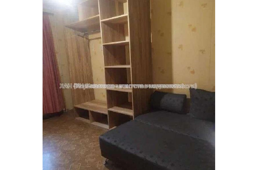 Продам квартиру, Зерновая ул. , 3  ком., 61 м², косметический ремонт 