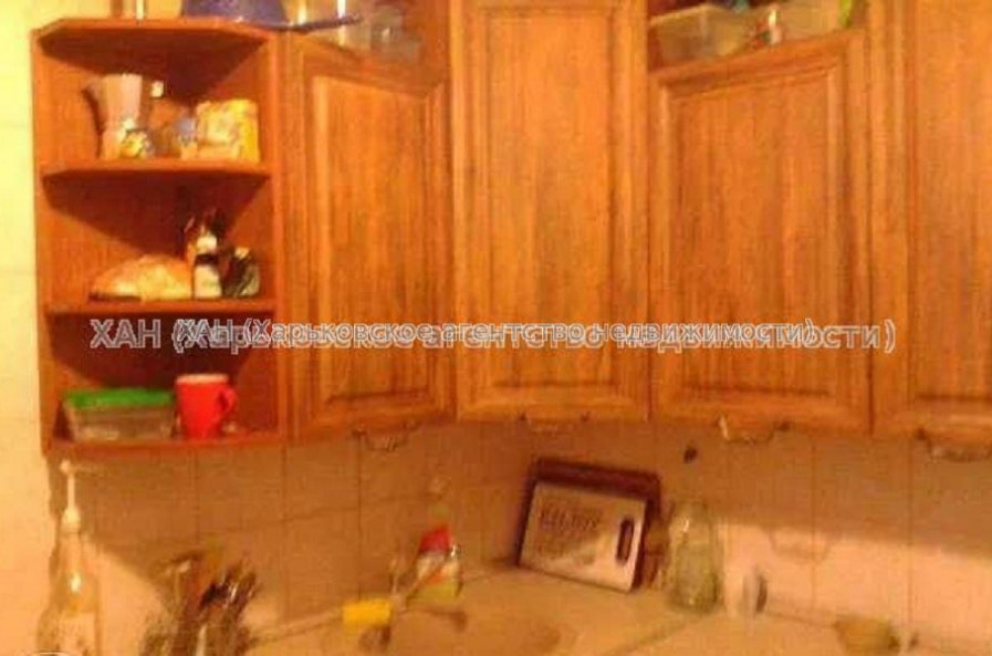 Продам квартиру, Зерновая ул. , 3  ком., 61 м², косметический ремонт 