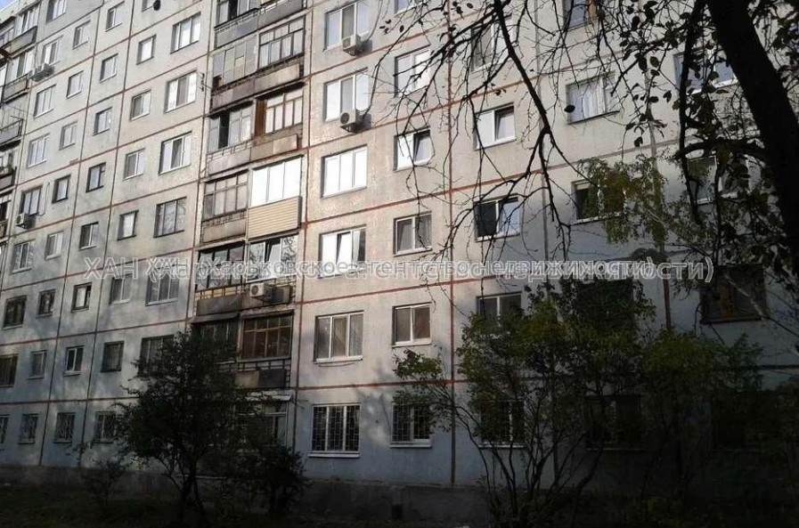 Продам квартиру, Зерновая ул. , 3  ком., 61 м², косметический ремонт 