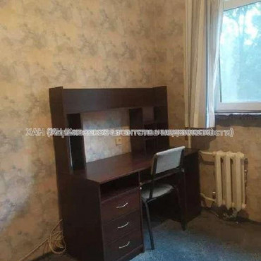 Продам квартиру, Зерновая ул. , 3  ком., 61 м², косметический ремонт 