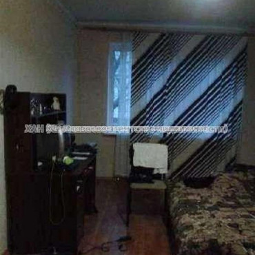 Продам квартиру, Зерновая ул. , 3  ком., 61 м², косметический ремонт 