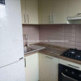 Продам квартиру, Гвардейцев Широнинцев ул. , 3  ком., 65 м², капитальный ремонт 