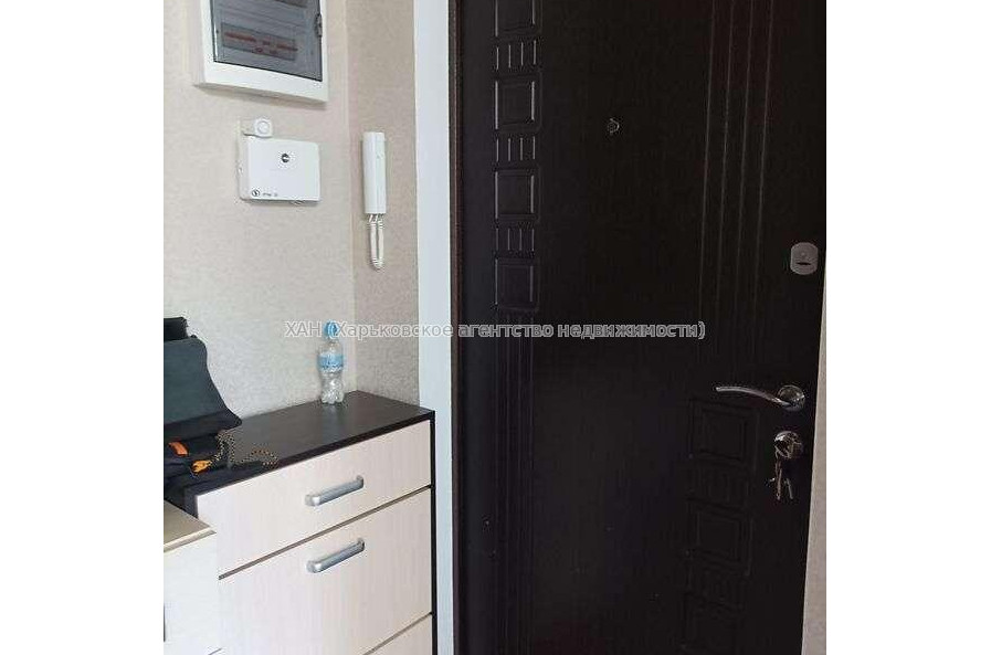 Продам квартиру, Гвардейцев Широнинцев ул. , 3  ком., 65 м², капитальный ремонт 