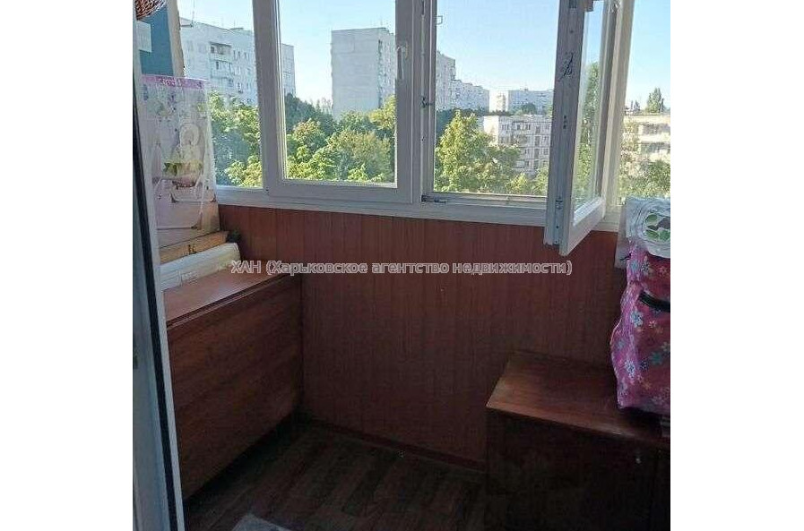 Продам квартиру, Гвардейцев Широнинцев ул. , 3  ком., 65 м², капитальный ремонт 