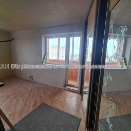 Продам квартиру, Белогорская ул. , 3 кім., 107 м², без отделочных работ