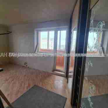 Продам квартиру, Белогорская ул. , 3  ком., 107 м², без отделочных работ 
