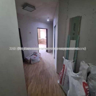 Продам квартиру, Белогорская ул. , 3 кім., 107 м², без отделочных работ 