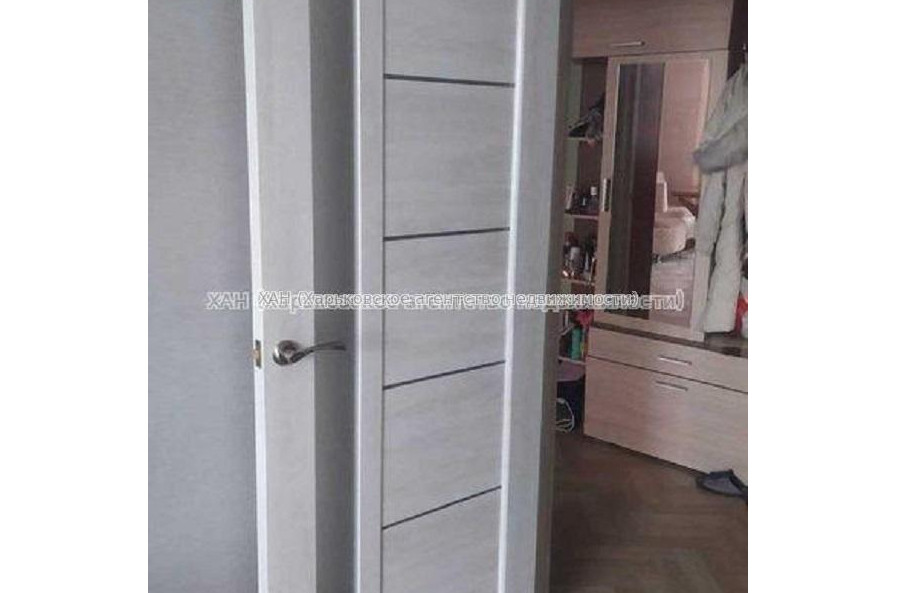 Продам квартиру, Ньютона ул. , 1 кім., 46 м², евроремонт 