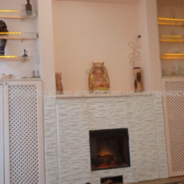 Продам квартиру, Библика ул. , 2 кім., 42 м², капитальный ремонт 