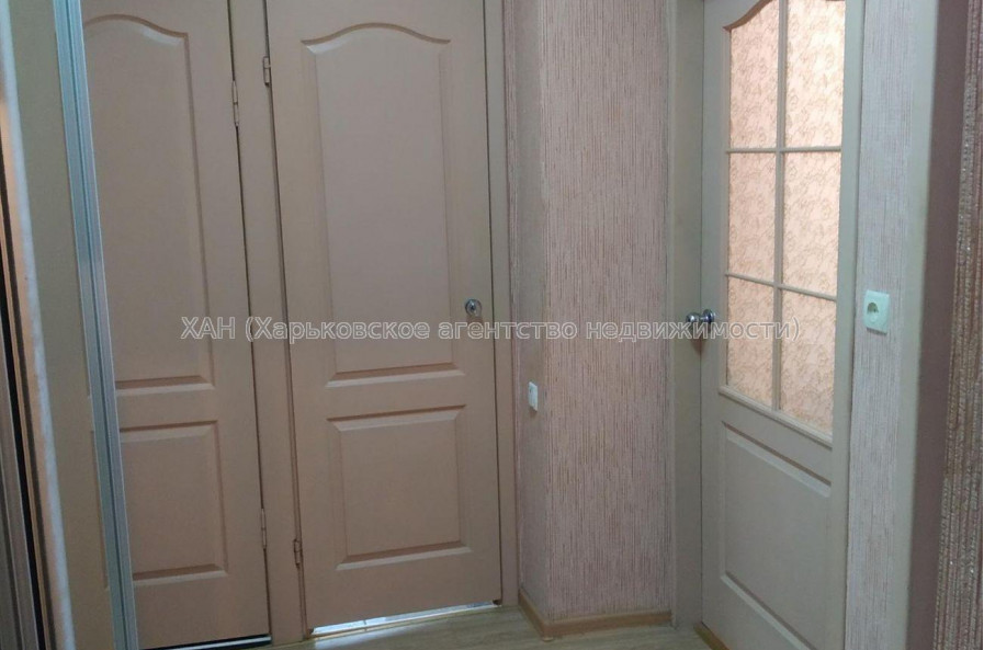 Продам квартиру, Библика ул. , 2 кім., 42 м², капитальный ремонт 