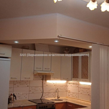 Продам квартиру, Библика ул. , 2 кім., 42 м², капитальный ремонт 