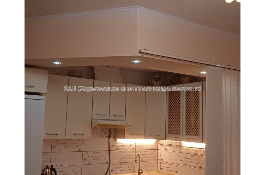 Продам квартиру, Библика ул. , 2 кім., 42 м², капитальный ремонт 