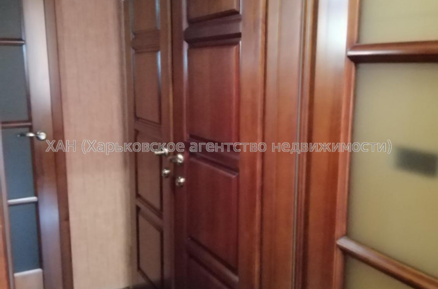 Продам квартиру, Самолетная ул. , д. 15 , 2 кім., 44.70 м², капитальный ремонт 