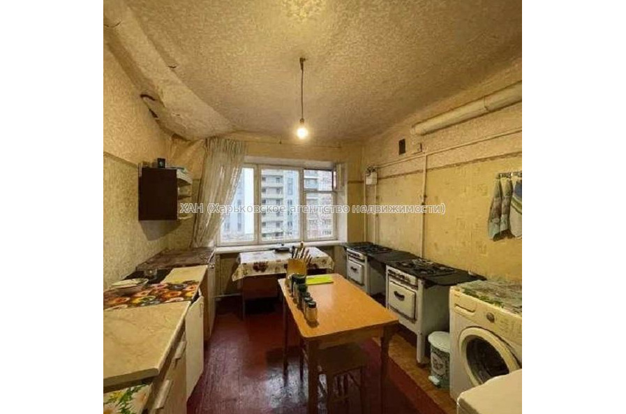 Продам квартиру, Шекспира пер. , 1 кім., 17 м², косметический ремонт 