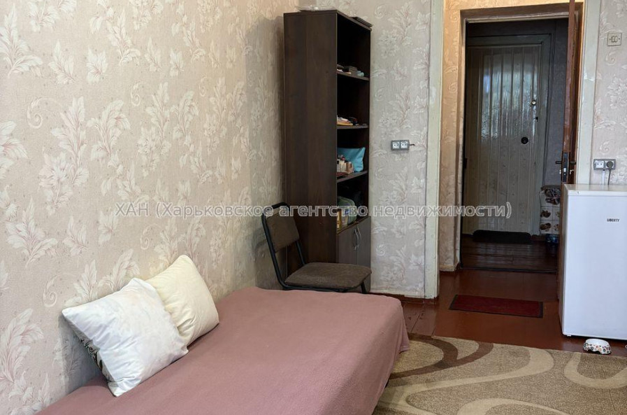 Продам квартиру, Шекспира пер. , 1 кім., 17 м², косметический ремонт 