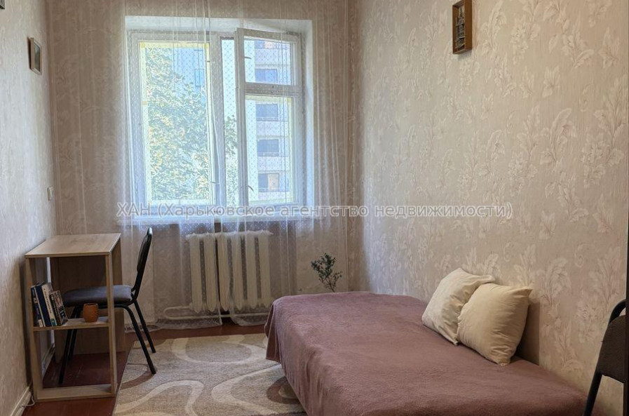 Продам квартиру, Шекспира пер. , 1 кім., 17 м², косметический ремонт 