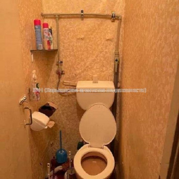 Продам квартиру, Шекспира пер. , 1 кім., 17 м², косметический ремонт 