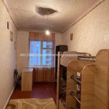 Продам квартиру, Шекспира пер. , 1 кім., 17 м², косметический ремонт 