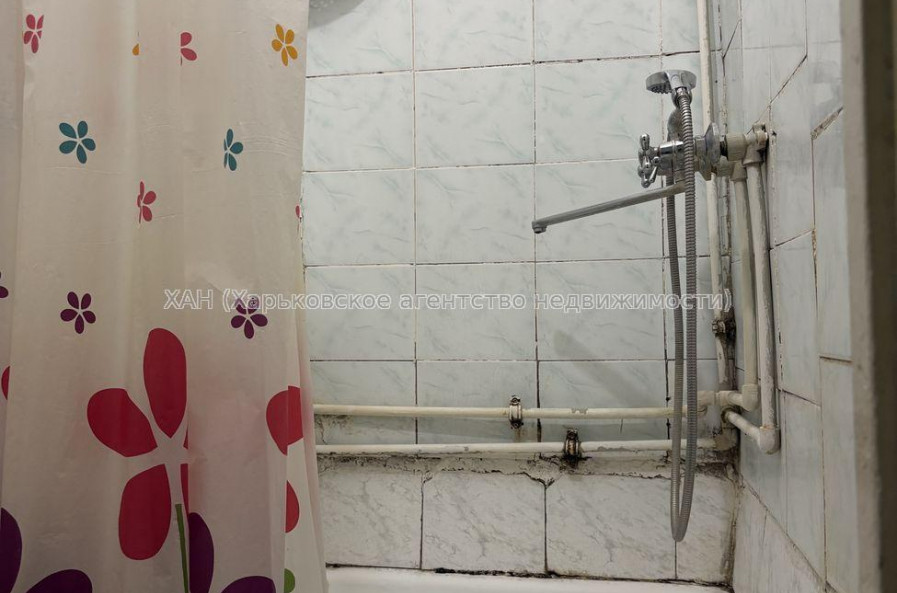 Продам квартиру, Шекспира пер. , 1 кім., 17 м², косметический ремонт 