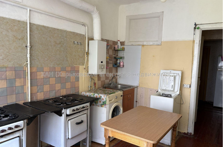 Продам квартиру, Шекспира пер. , 1 кім., 17 м², косметический ремонт 