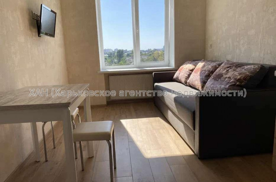 Продам квартиру, Бестужева ул. , 1  ком., 19 м², капитальный ремонт 