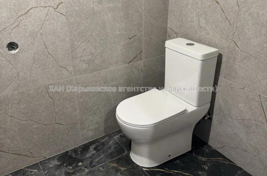Продам квартиру, Шевченковский пер. , 1  ком., 54 м², без внутренних работ 